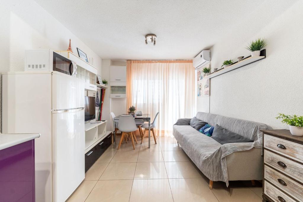 Apartamento En El Centro A Un Minuto De La Playa Benidorm Exterior photo